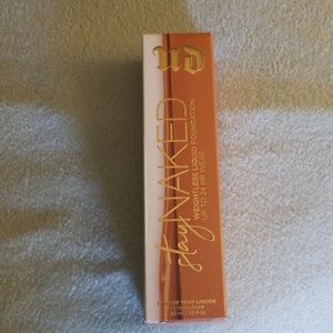 Urban Decay Stay Naked Foundation